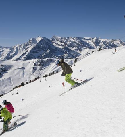 Skifahrer auf der Piste