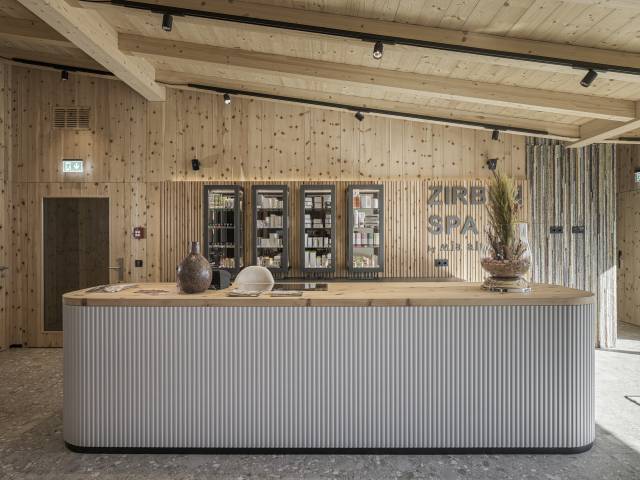 Zirben Spa Rezeption Mia Alpina