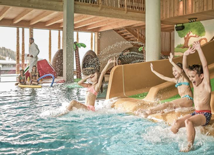 Mia Alpina Activity Pool