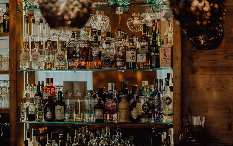 Spirituosen Auswahl in der Bar Mia Alpina
